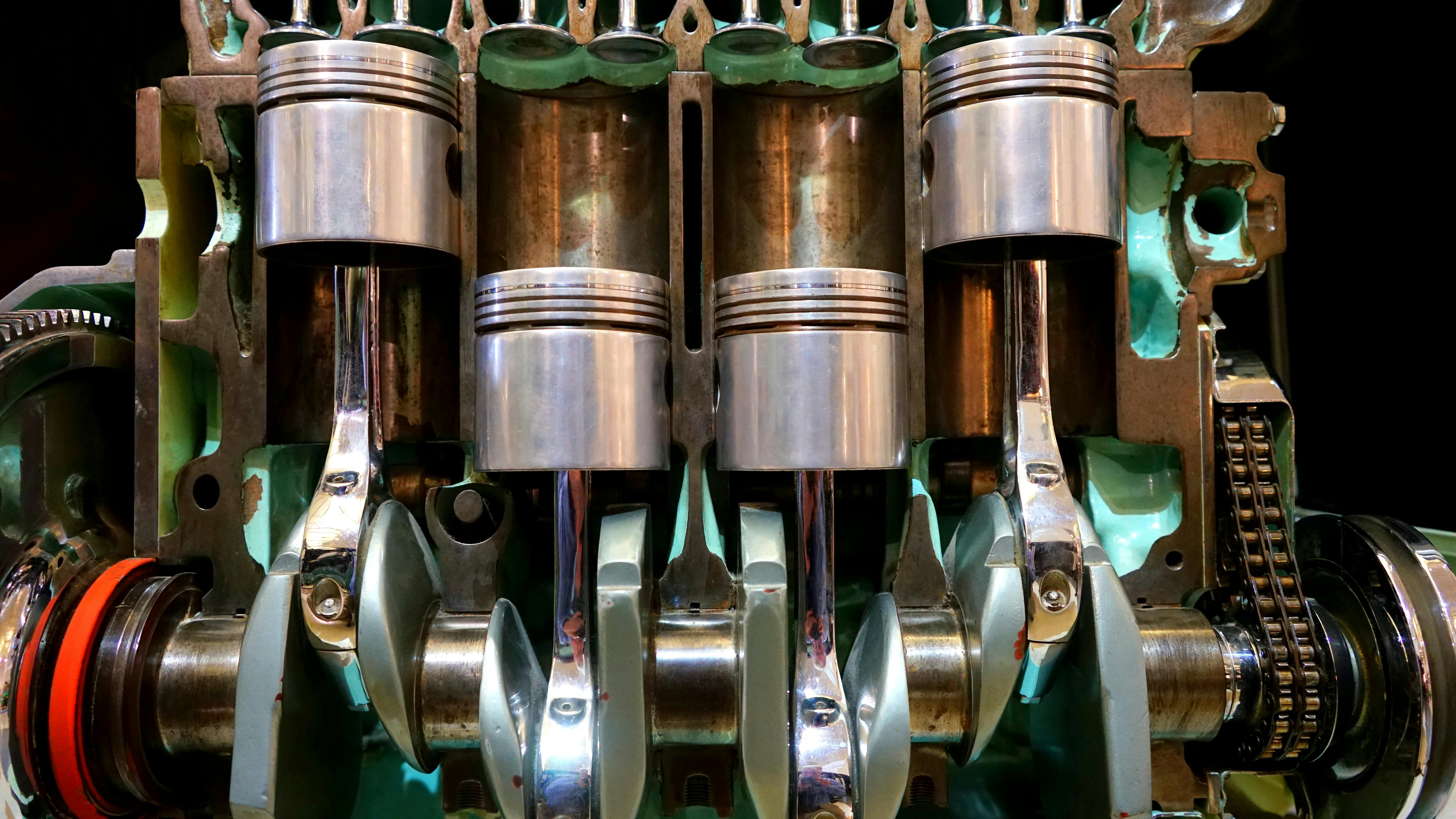 Pistons