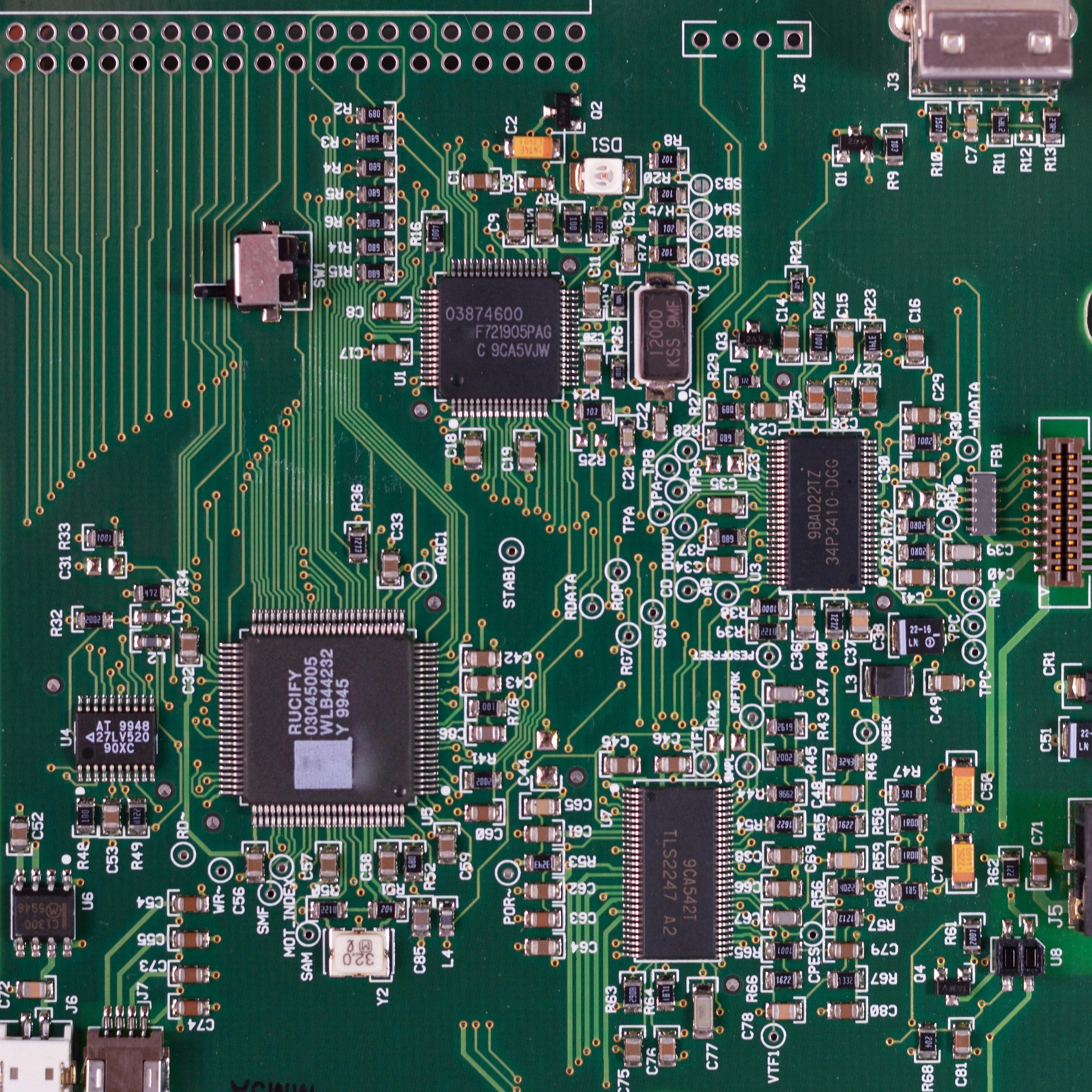 Computer Hardware & Accessories